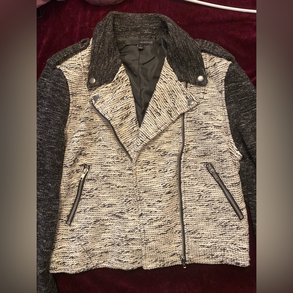 Size medium jacket.